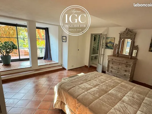 Appartement 2 pièces 105 m² 