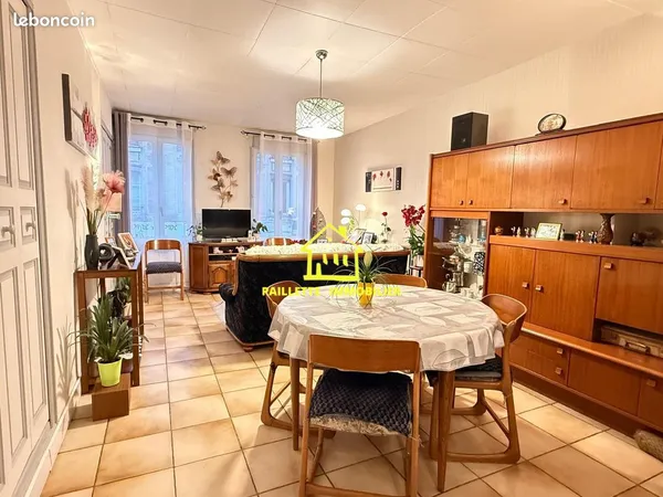 Propriété 4 pièces 89 m² 