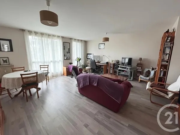 Appartement 4 pièces 75 m² 