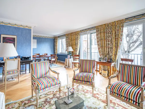Neuilly - Saussaye / Perronet - Deux ou trois chambres Appartement lumineux et agréable à vivre 