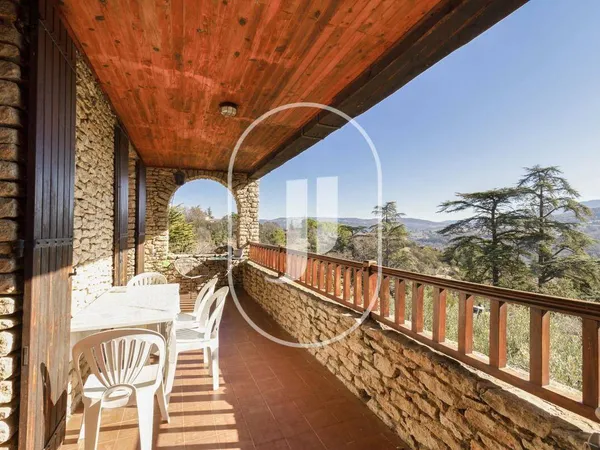 Maison 6 pièces 167 m² 