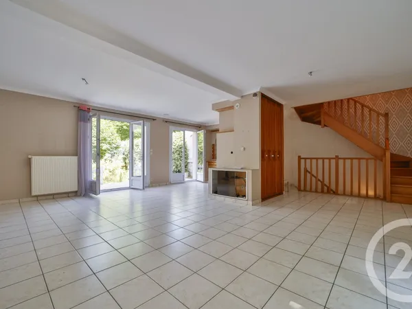 Maison 6 pièces 121 m² 