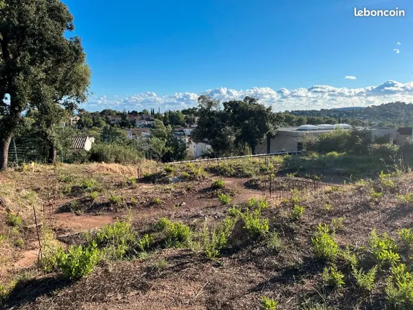 Terrain 809 m² La Garde 