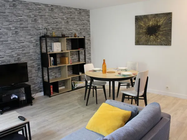 Propose chambre dans appartement en colocation 