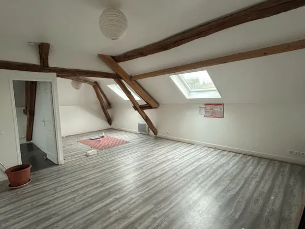 Quartier recherché F3 de 70 m2 proche hôpital et pax , 55 minutes gare de Lyon 
