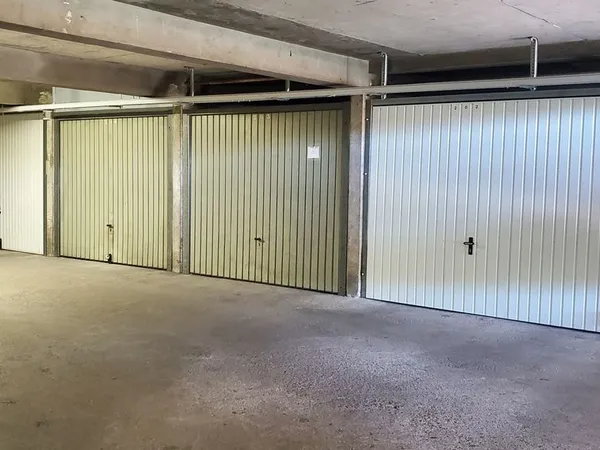 Garage Résidence "Le Capitole" Fréjus Plage 