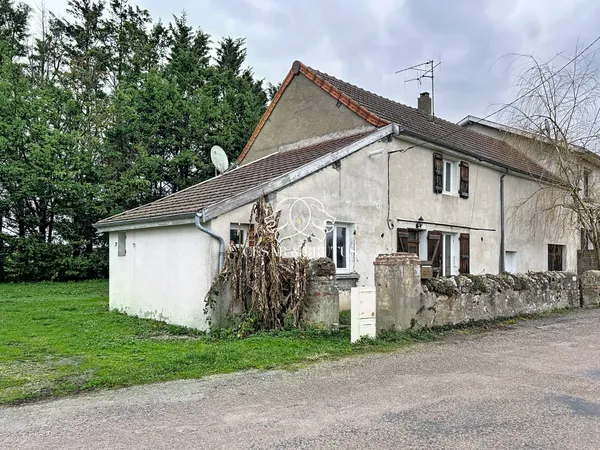 Maison de campagne avec dépendance 