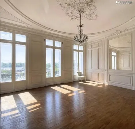 Appartement 5 pièces 179 m² 