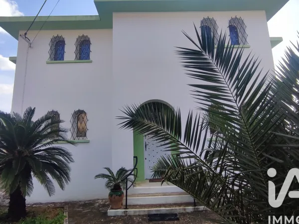 Maison 6 pièces 196 m² 