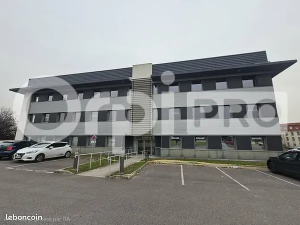 Bureau 356 m² 