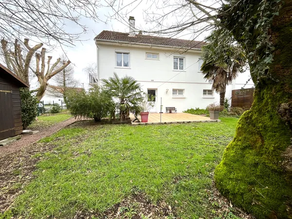 Maison Couëron La Chabossière, 5 chambres, garage, jardin 