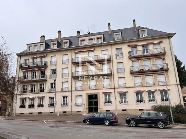 AUTUN - APPARTEMENT TYPE 4 AVEC ASCENCEUR ! 