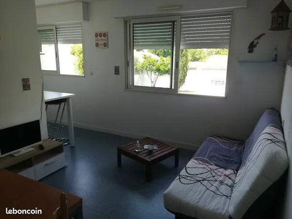Studio (Etudiant) 