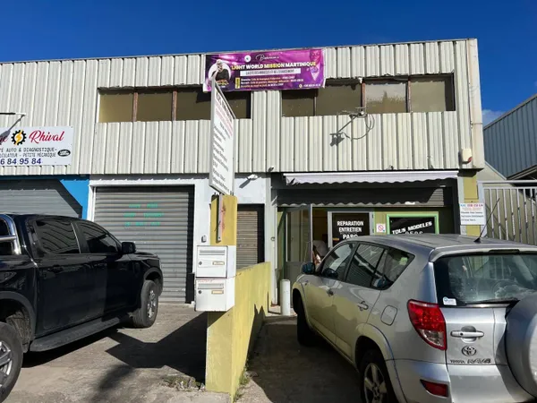 Local commercial 150 m² 