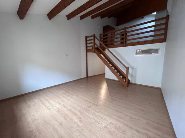Appartement 2 pièces 64 m² 