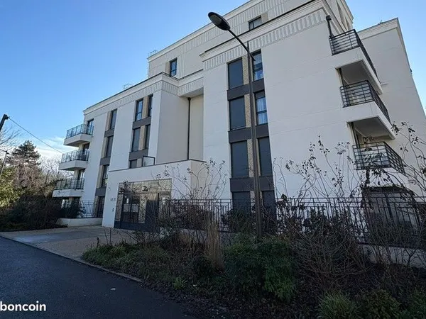 À louer - Bel Appartement 3 Pièces / 67 m² - Plein Sud - Comme Neuf 