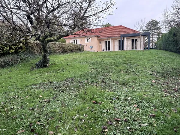 Maison de luxe 6 pièces 180 m² 
