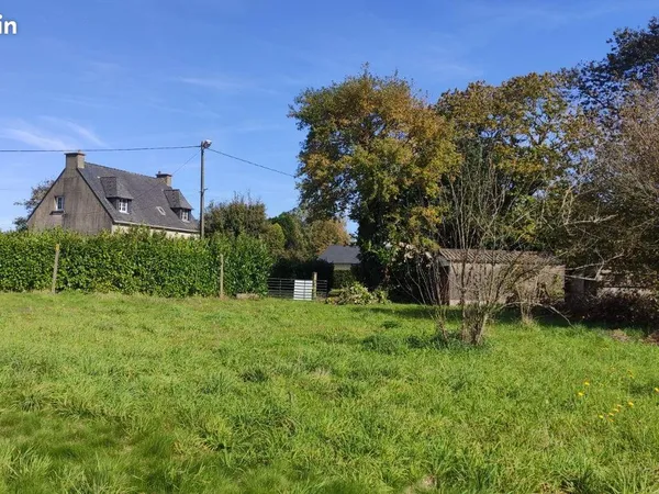Terrain 710 m² Pluméliau-Bieuzy 
