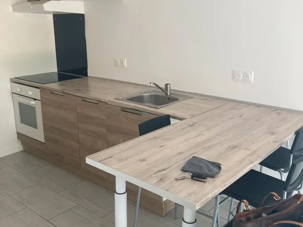3 pièces de 54m² avec extérieur libre tout de suite 