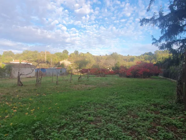 Terrain 1200 m² 