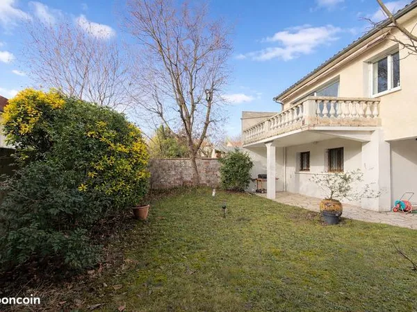 Maison 6 pièces 187 m² 