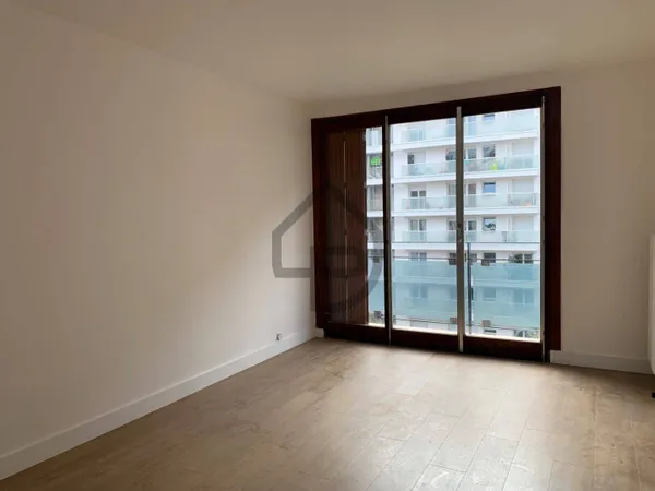 Appartement 1 pièce 27 m² 