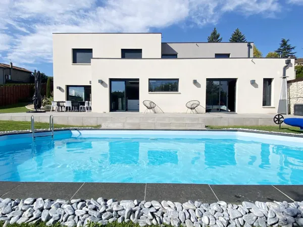 Maison 5 pièces 196 m² 