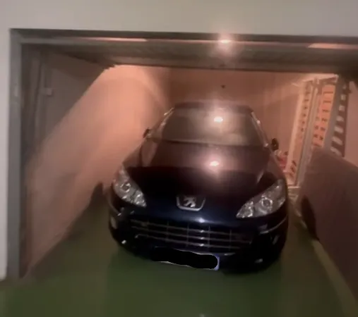Parking 14 m² 