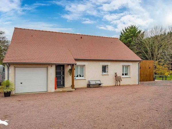 Maison de plain-pied 7 pièces 140 m² 