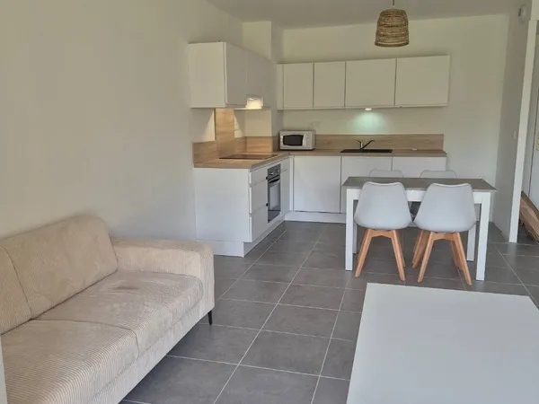 Appartement 3 pièces 65 m² 
