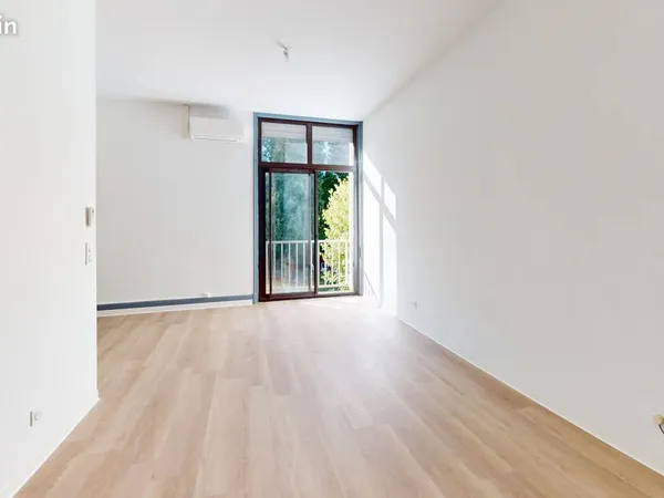 Studio 1 pièce 36 m² 