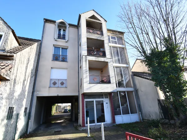 APPARTEMENT TYPE F1 - SECTEUR PAVILLONNAIRE 