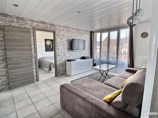 ✨ 1 CHAMBRE disponibe dans jolie colocation de 3, toute équipée 