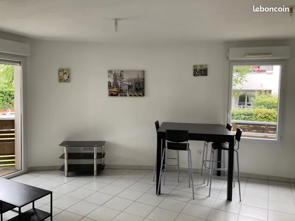 T2 récent meublé de 43 m² + parking à MERIGNAC - location de particulier à particulier 