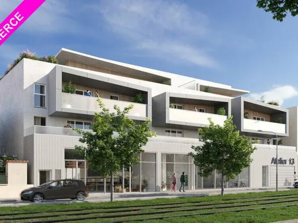 Local commercial 239 m² 