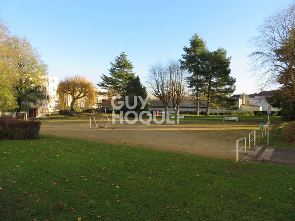 Appartement Saint Cyr Sur Loire - CHAUFFAGE COMPRIS 