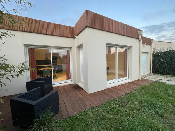 Vends maison contemporaine de 2012 - 117m² - Saint-Sébastien-sur-Loire 44230 