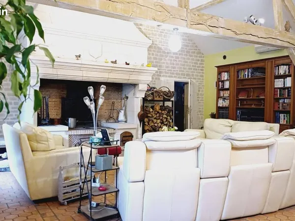 Maison 8 pièces 250 m² 