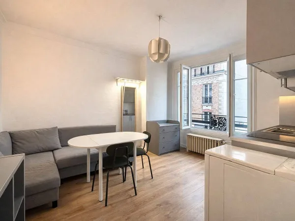 Appartement 1 pièce 16 m² 