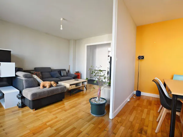 Appartement 4 pièces 63 m² 