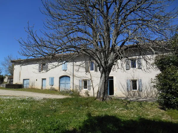 Maison 7 pièces 306 m² 