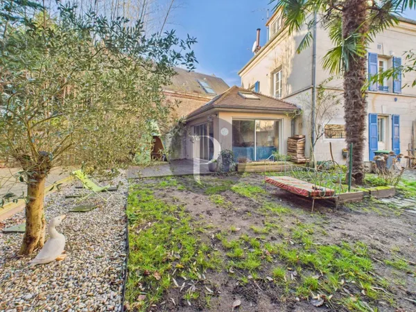 Maison 6 pièces 155 m² 
