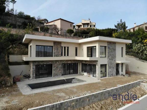 Maison en VEFA 6 pièces 233 m² 