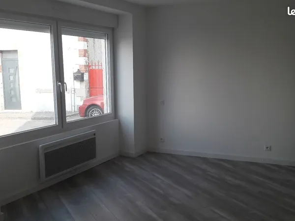 Studio 1 pièce 26 m² 