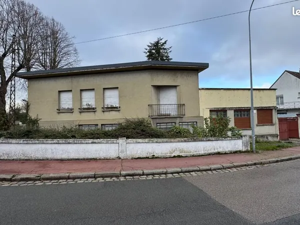 Maison 10 pièces 212 m² 