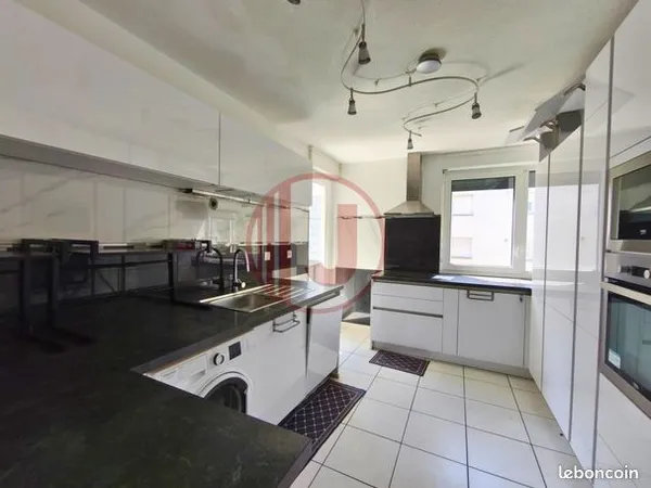 Appartement 4 pièces 87 m² 