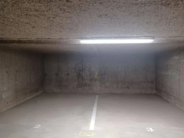Parking 7 m² 