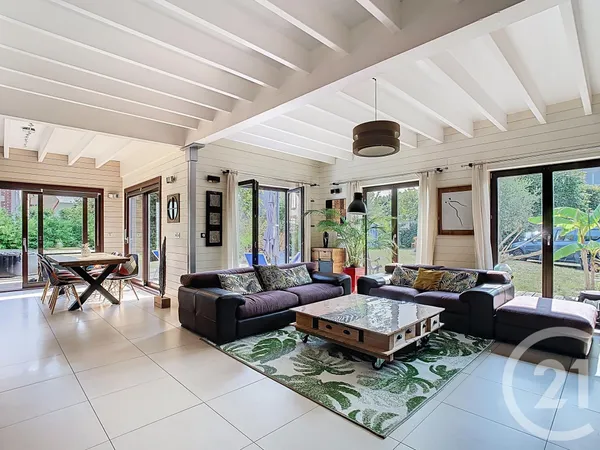 Maison 7 pièces 187 m² 