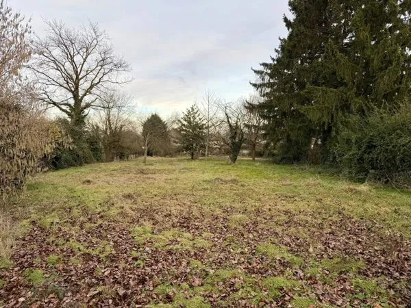 Terrain constructible 380 m² 