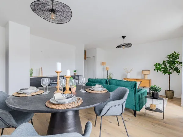 Duplex 5 pièces 93 m² 